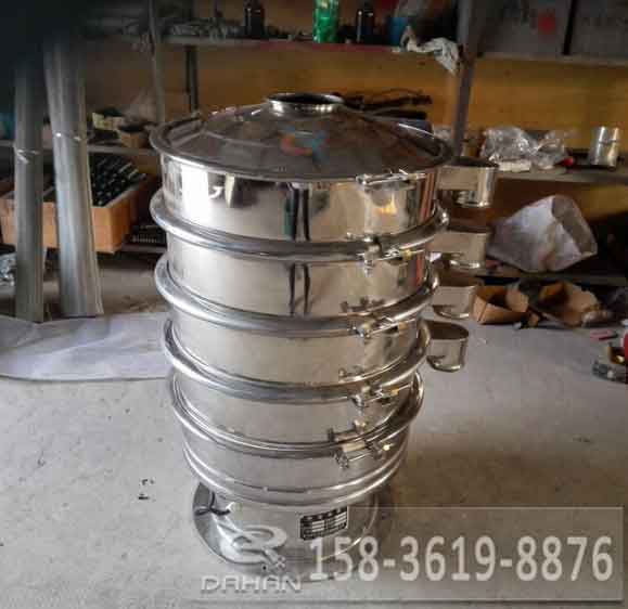 800型全不銹鋼振動篩分機 800型全不銹鋼振動篩分機